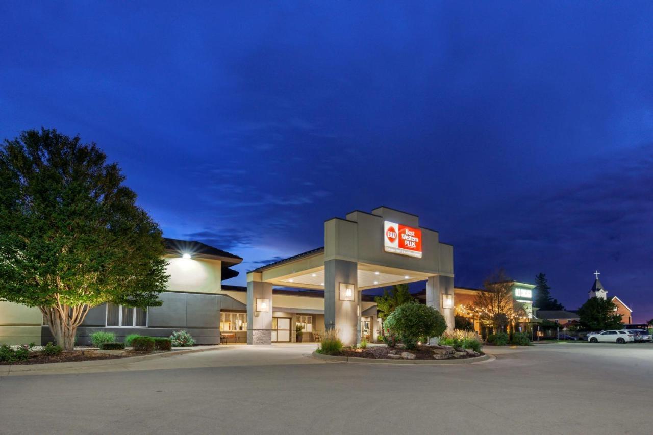 Best Western Plus Dubuque Hotel And Conference Center Bagian luar foto